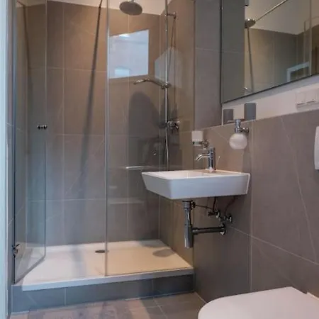 Apartment Refugium Mit Stil I Naehe Hbf Und Innenstadt